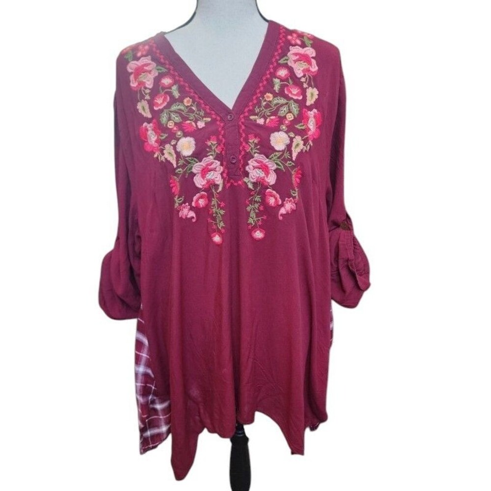 Andree by Unit Size 3X Boho Embroidered Flowy Tab Sleeve Top